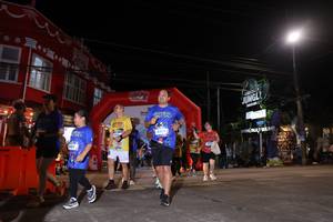 BIB: 4304
                            <button type="button" onclick="openModal(26262794)" class="btn btn-primary btn-sm float-right btn-popup" data-toggle="modal" data-target=".modal-high-quality">
                        <i class="fas fa-shopping-cart"></i> Add to Cart
                    </button>
                                            <button type="button" onclick="isThisMe(26262794, true)" class="btn btn-success btn-sm float-right btn-popup btn-isme hidden" data-toggle="tooltip" data-placement="bottom" title="นี่คือรูปของคุณใช่ไหม คลิกที่นี่เพื่อเอาเข้าอัลบั้ม">
                        <i class="fas fa-plus"></i> Add to album
                    </button>
                    <button type="button" onclick="isThisMe(26262794, false)" class="btn btn-warning btn-sm float-right btn-popup btn-isnotme hidden">
                        <i class="fas fa-ban"></i> Remove from album
                    </button>